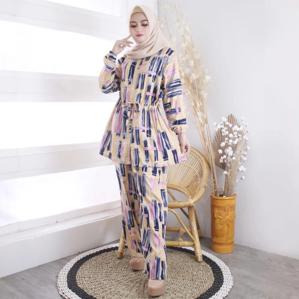 Baju Korea St Alexa On Real Pic Cream Baju Korea St Alexa On Real Pic Cream