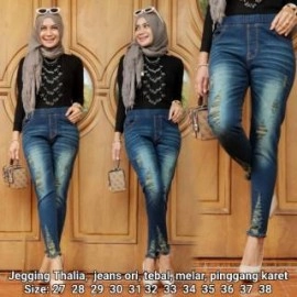 Jegging Thalia / Jeans Ripped Pinggang Karet Jegging Thalia / Jeans Ripped Pinggang Karet
