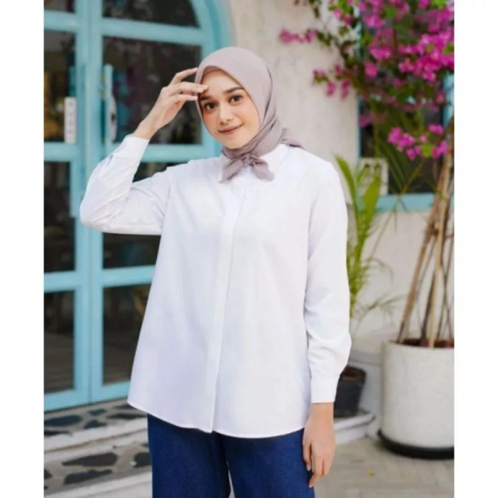 Kemeja Kerja Wanita Hitam & Putih Kemeja Kerja Wanita Hitam & Putih