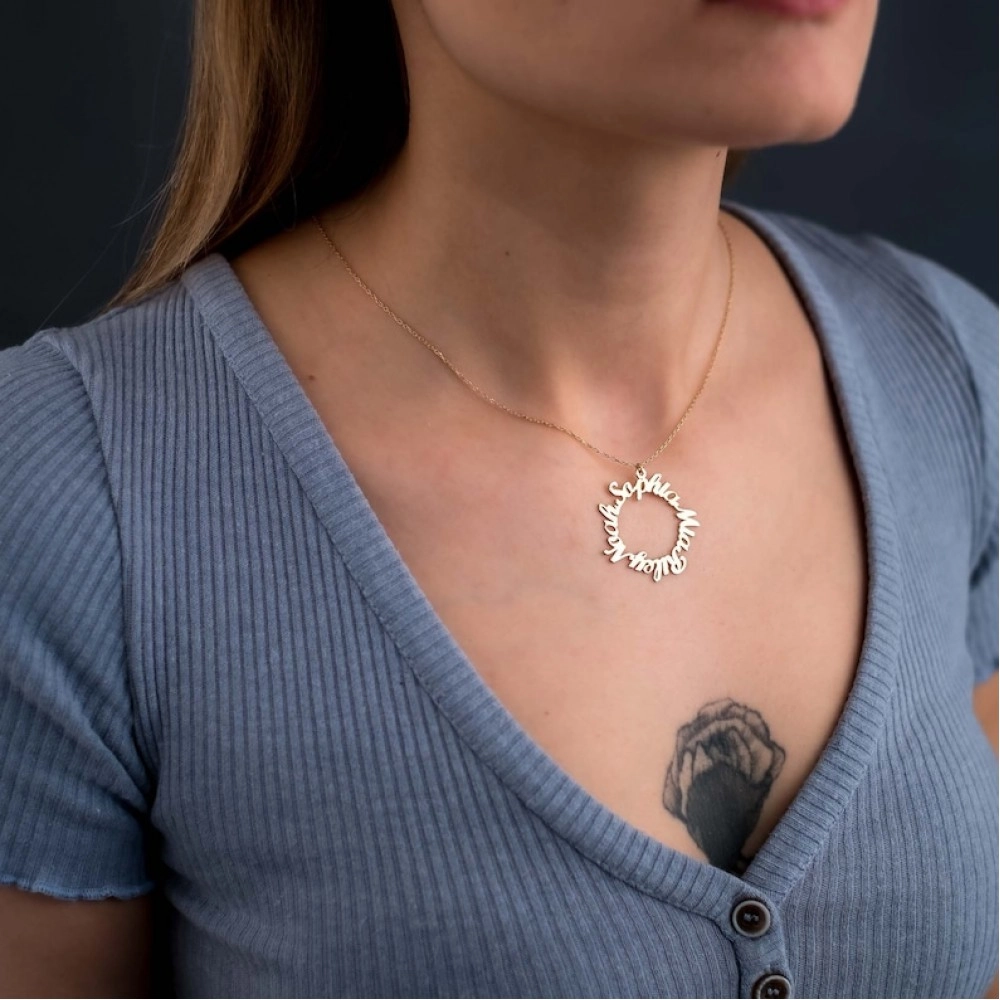 Kalung Nama - Zedd Jewelry: Warna Silver Dan Emas Tahan Lama Anti Karat - Circular Name Necklace: Titanium 18K Gold Plated Kalung Nama - Zedd Jewelry: Warna Silver Dan Emas Tahan Lama Anti Karat - Circular Name Necklace: Titanium 18K Gold Plated